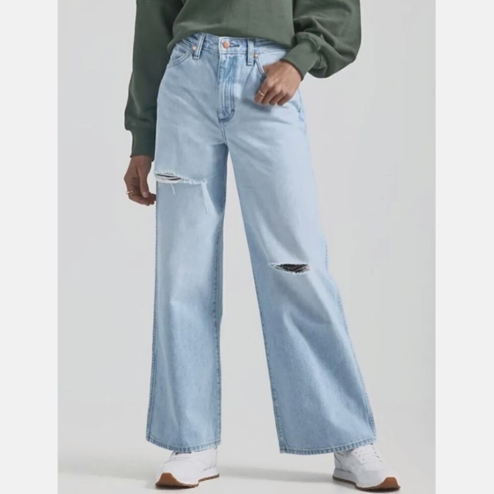 Wrangler Light Wash Distressed Wide Leg Jeans